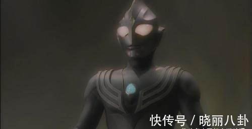 奥特曼|谜题已经解开了,另外的两个石像也是迪迦奥特曼