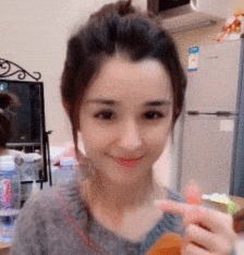 |搞笑GIF趣图:当你和男友聊天突然生气的时候!