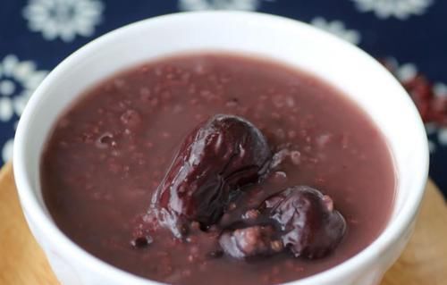 紫米|它是“补血米”,经常和红枣一起熬粥喝,能补气养血,贫血要多喝