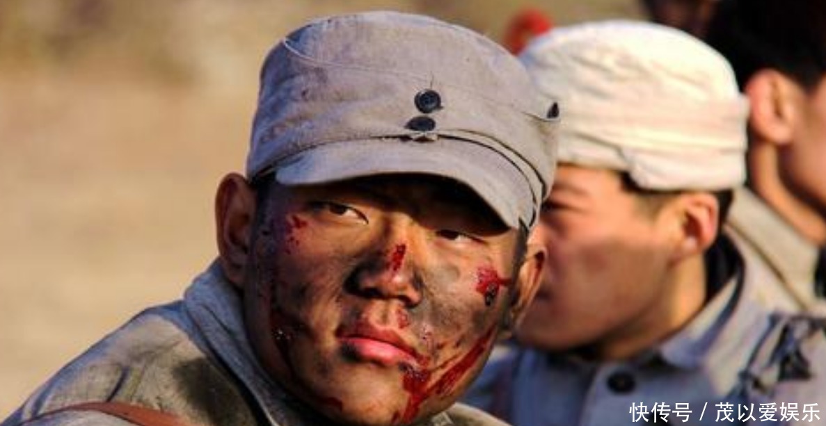 干什么|八路军帽子上的两颗扣子,到底是干什么用的,你知道吗