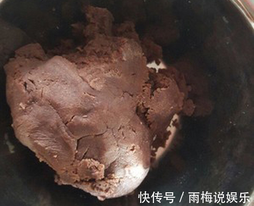 小吃|东北的特色小吃“粘耗子”，您吃过吗做法简单，让人百吃不厌