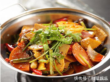 美食推荐麻辣豆腐锅、热炝肥肠、大蒜菌香汁烧茄子制作方法