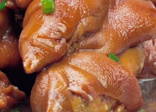 想吃|分享红焖猪蹄的美味做法,软烂入味,鲜香营养,吃了一次还想吃