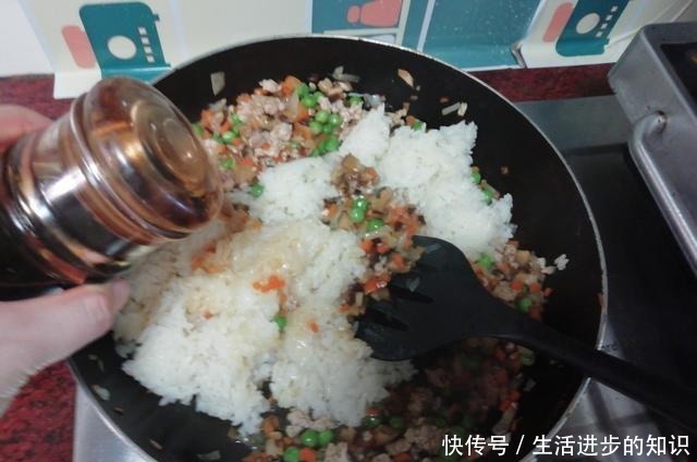 糯米的新做法!这样做比粽子好吃,一口咬下去鲜香软糯,营养美味