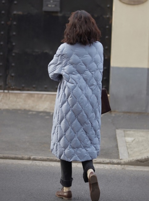 小姐姐|这才是潮人该有的穿搭,四种“亮色”羽绒服让你气质倍增,超洋气