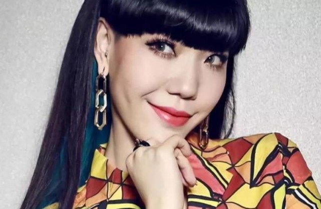 中国好声音2021|有种“整容”叫卸妆后的吴莫愁，看到她的照片，网友：像换了个人