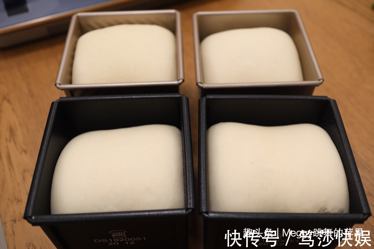 保鲜膜|真佩服苹果姐，1块面做4个2馅2味的吐司，早餐零食还愁啥