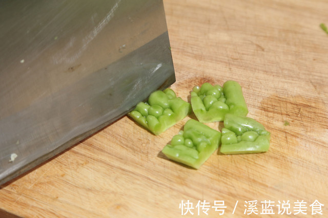 老婆为了减肥，天天做3道菜，一个月下来瘦了30斤