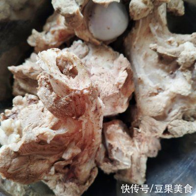 酱脊骨