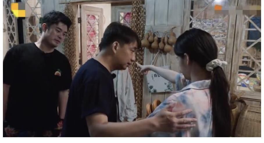 被黃磊說是“專業(yè)哭的”,被何炅模仿哭相,歐陽娜娜直言:好丟臉