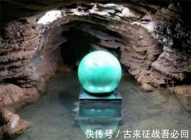 夜明珠|男子承包矿山挖出重6吨夜明珠,估值26亿卖不掉,放在公园成路灯