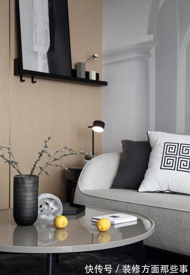 豪华风|80平现代豪华风二居室，营造平静而不失时尚氛围