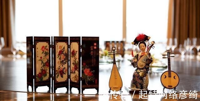 中国文化|科普:古代卧室安放“屏风”的位置有何讲究?有什么作用?