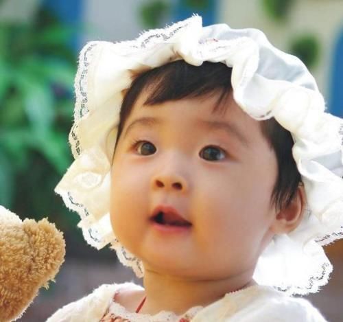 夏季|夏季给宝宝剃头，不光凉快还能让头发越长越更浓密？父母别搞错了