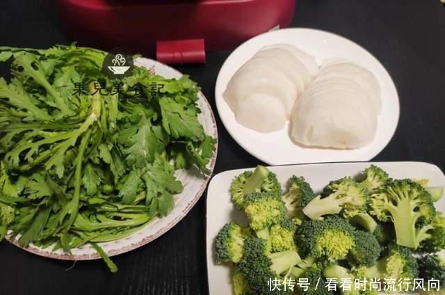 天冷炖羊肉,直接下锅炖就“废”了,记住3点,汤鲜味美,无膻味