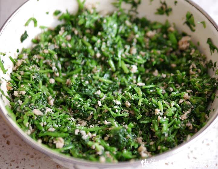 聪明的女性最爱吃,每天几口,血管通了,肚子平了,皮肤更红润