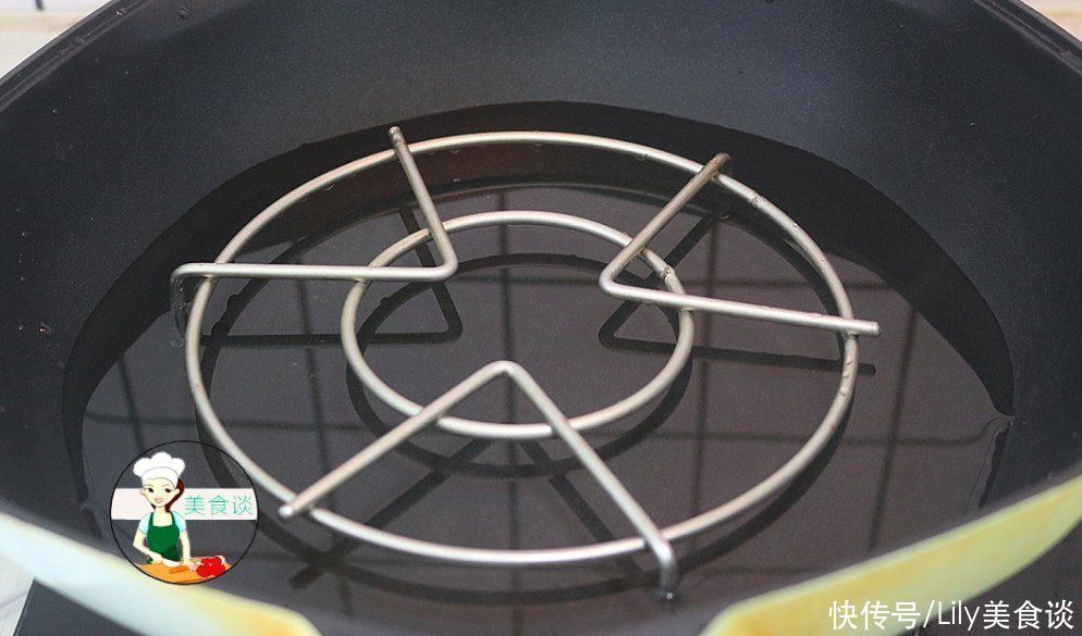糯米粉|冷天最馋这“1红1糯”，一拌一蒸10分钟出锅，香甜软糯，好吃