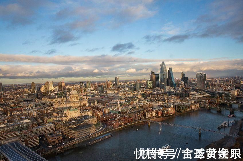 李嘉诚|伦敦三层小楼距白金汉宫不到4公里,为何仅售880万元?