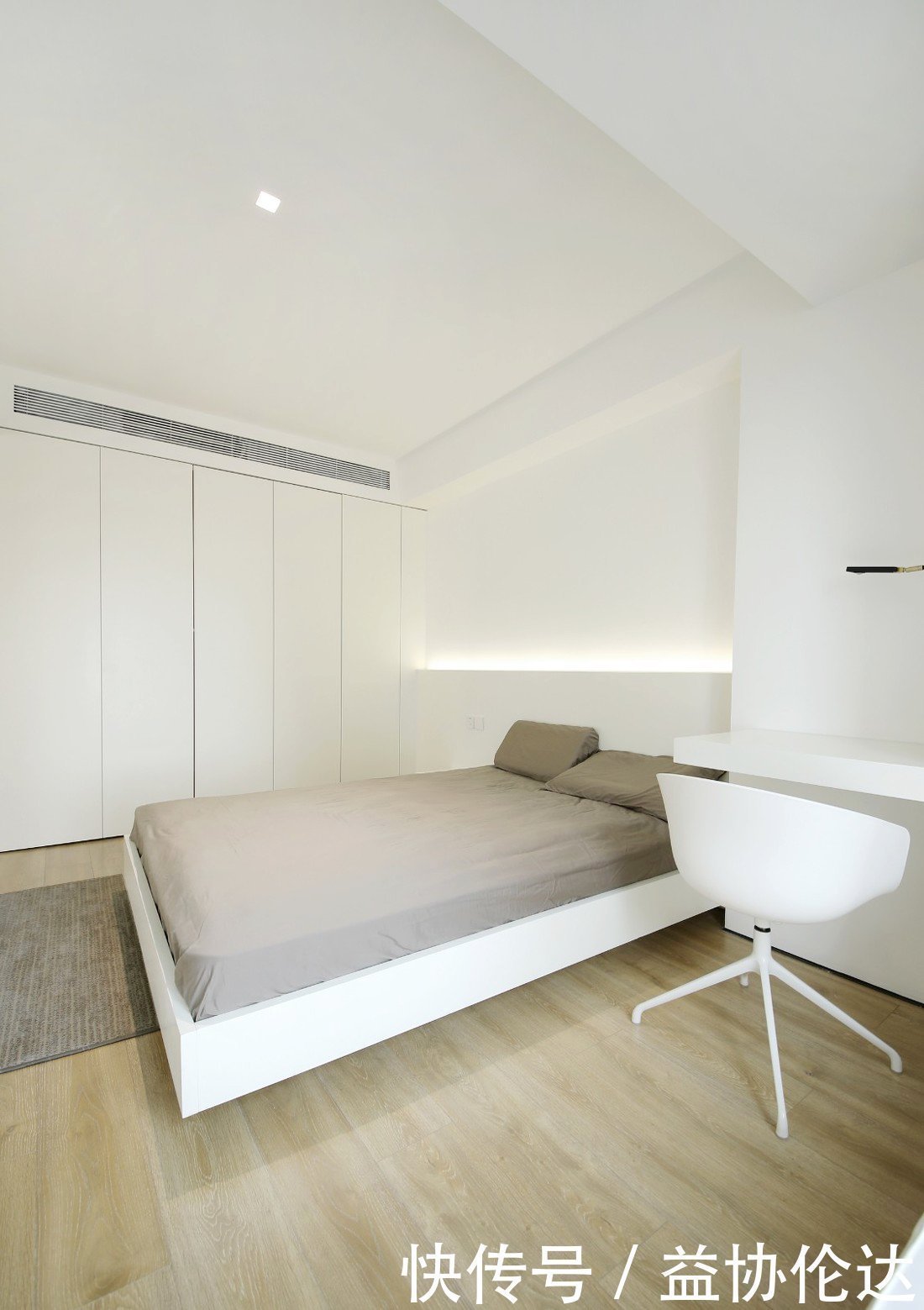 电视墙|看了她的46㎡小窝,头一回见卧室装两个门,美观又实用,很聪明