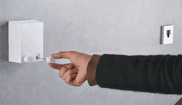 隐形晾衣架|别人家颜值爆表的休闲区阳台,衣服到底是怎么晾的?