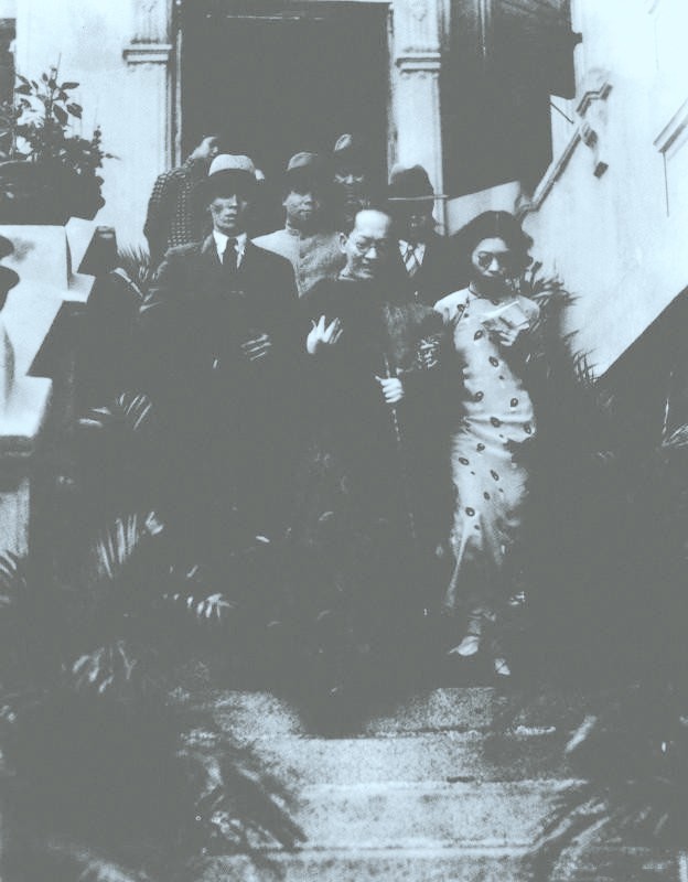 孙中山|历史罕见照,图9林徽因徐志摩梁思成罕见同框,图7是孙中山与蒋介石的岳母