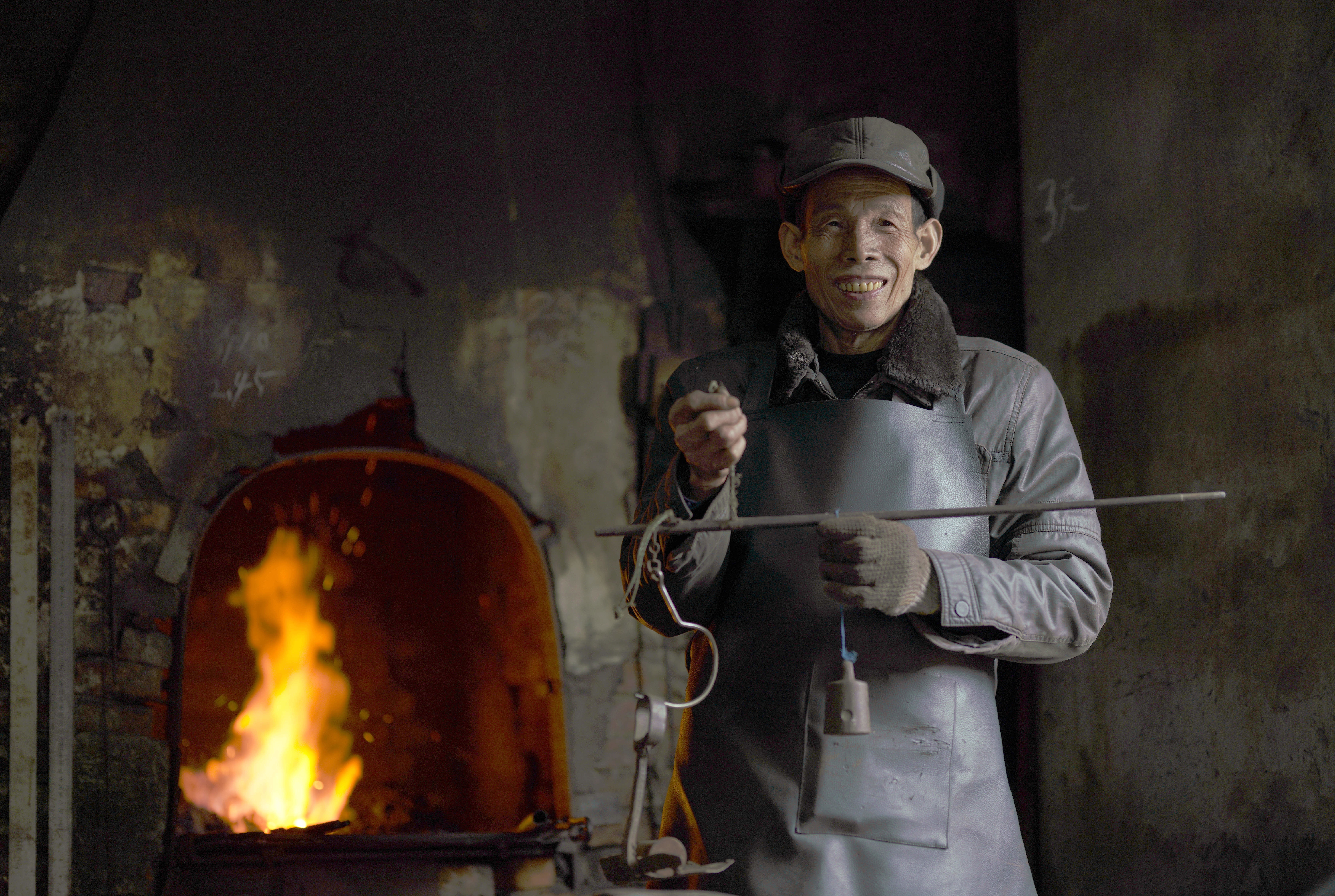 陆根林|燃烧吧！铁匠！