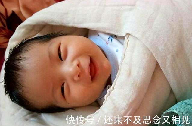 发育|五个月宝宝的发育情况、具备了哪些能力?来看看你家娃达标了吗