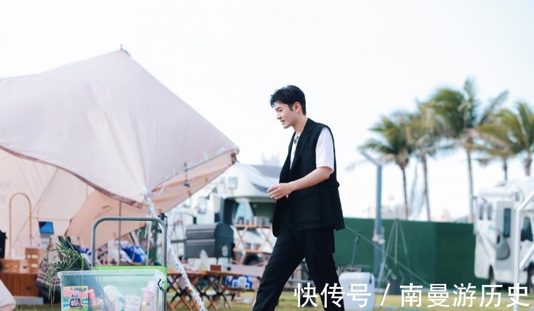 周也|除了黃曉明,中餐廳嘉賓為什么一季一換?這次居然被寧靜問出來了