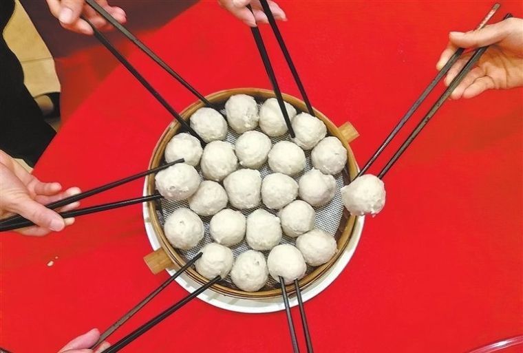 游客最爱的“石城肉丸”,润滑鲜嫩,风味美食,能提高身体免疫