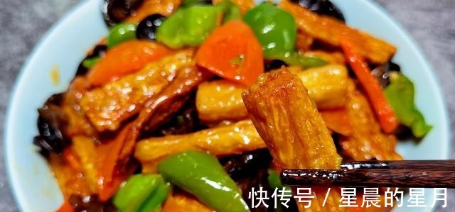 黑木耳|冬天,吃鱼吃肉不如吃它,蛋白质比牛肉高,营养全面,健脑又补钙!