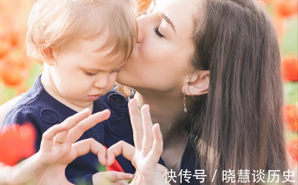孩子|为什么孩子被你打了,还哭着要你抱?原因由我这个成年人告诉你