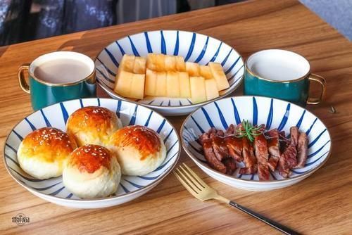 家里有孩子,早餐不能凑合,全职妈妈每天6点起床做,每天不重样