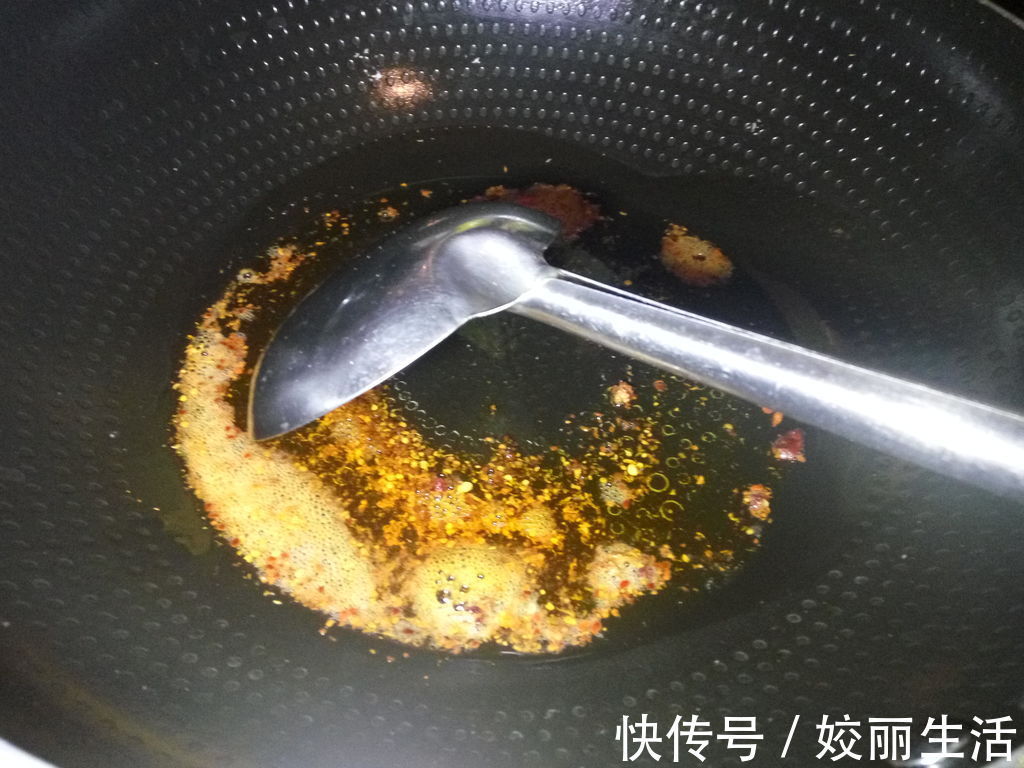 凉拌菠菜|开胃小菜凉拌菠菜,下饭解腻,营养丰富