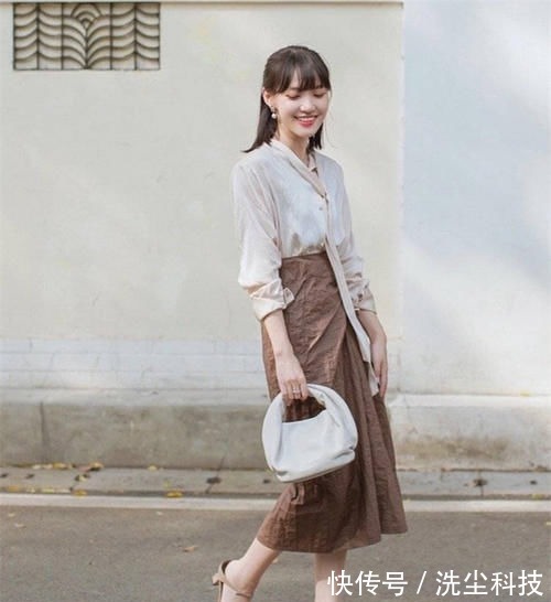 小姐姐 方脸的女生适合什么发型、穿搭?送你一份形象指南,够用四五年了