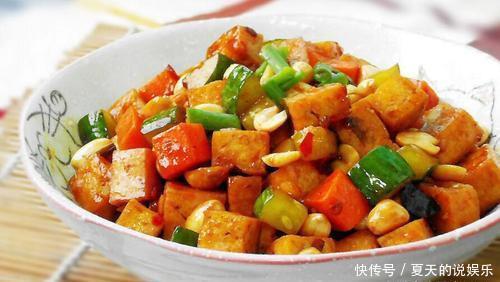 梅菜|不知道用什么下饭,试试三汁焖锅、宫保豆腐、梅菜扣肉吧