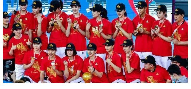 天津女排|联赛最佳阵容公布，天津女排大赢家，龚翔宇入围，自由人有惊喜！