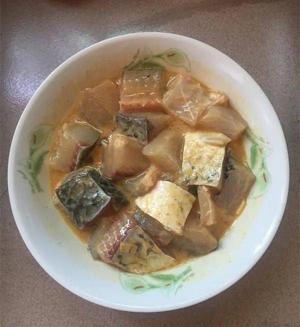 炸酥鱼|炸酥鱼别再用淀粉和面粉了,用它裹浆,酥鱼外酥里内,很好吃