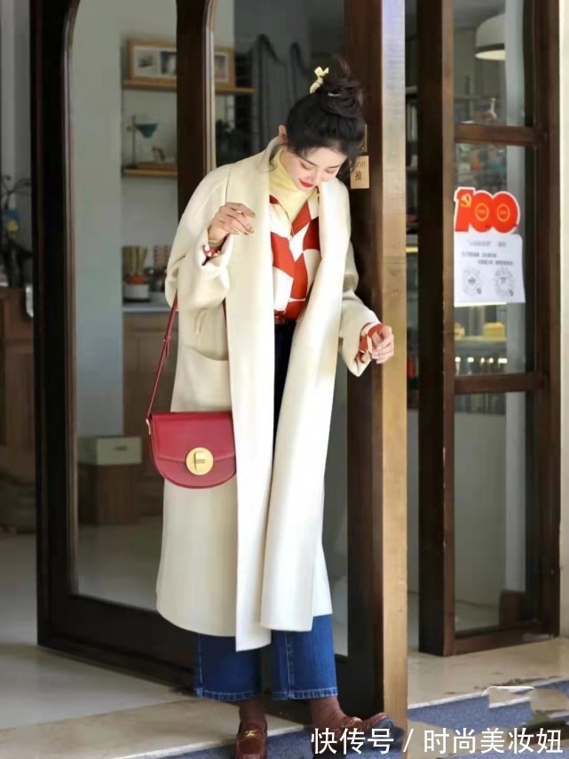 毛呢|“衬衫”还是叠穿更显气质,3种叠穿搭配示范,洋气又高级