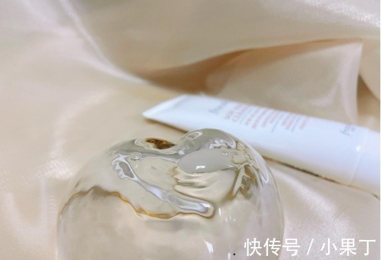 性质|因“低价”被埋没的洗面奶,性质温和,却个个都是王者,好用不贵