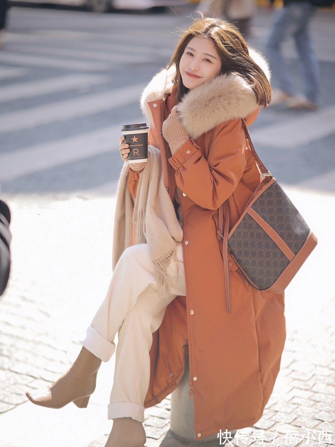 半身裙 今年羽绒服“穿长不穿短”,搭配思路给你总结好了,照穿就很时髦