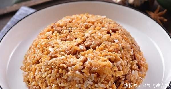 炒饭|做酱油炒饭,米饭不要直接下锅,多做1步,颜色好味道香,不粘锅!