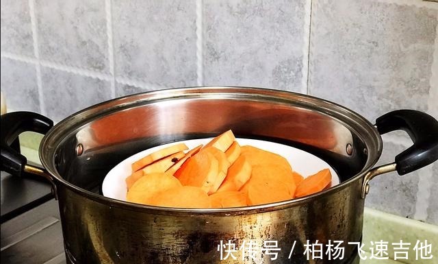 真好吃|红薯跟豆沙的碰撞,做成美味的红薯豆沙饼,香甜软糯真好吃!