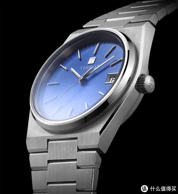 2021年的新表 篇八：果然是男人就要纵横四海，天梭也是一样。