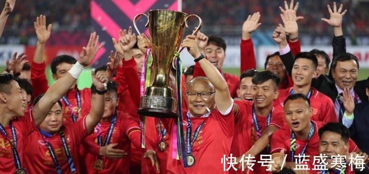 国足|2-0到4-0！12强赛最大鱼腩反弹，国足坐等“助攻”，冲击小组第3！