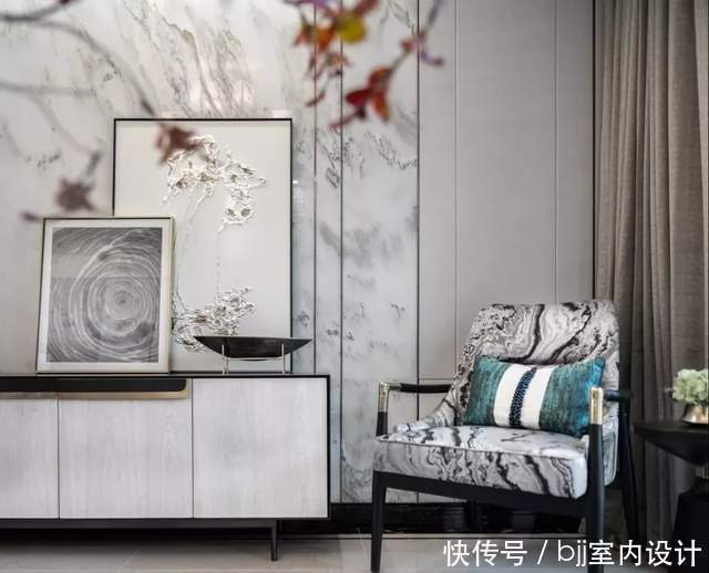 内嵌式|为什么比起石膏线,新型“窄框线”更受大众喜爱?