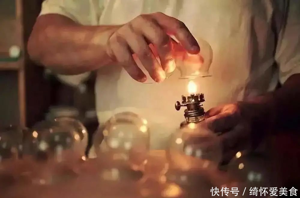 湿气|拔火罐到底吸出来是湿气，还是毒素？答案或和你想的不同