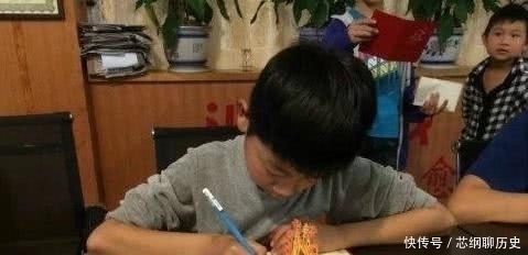 小郭|“妈妈，这题我不会！”儿子睡觉半夜说梦话，宝妈仔细一听笑出声