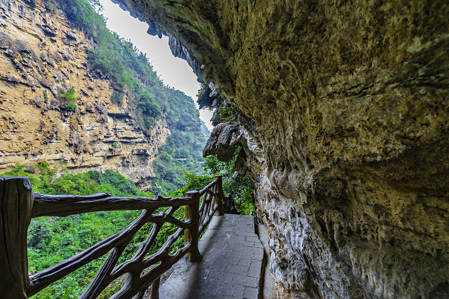 中年|大地最美的伤疤——马岭河大峡谷