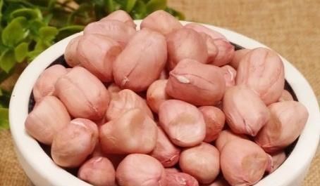 发潮|炒花生米,直接下锅炒就错了大厨教你几步,花生香脆不会发潮