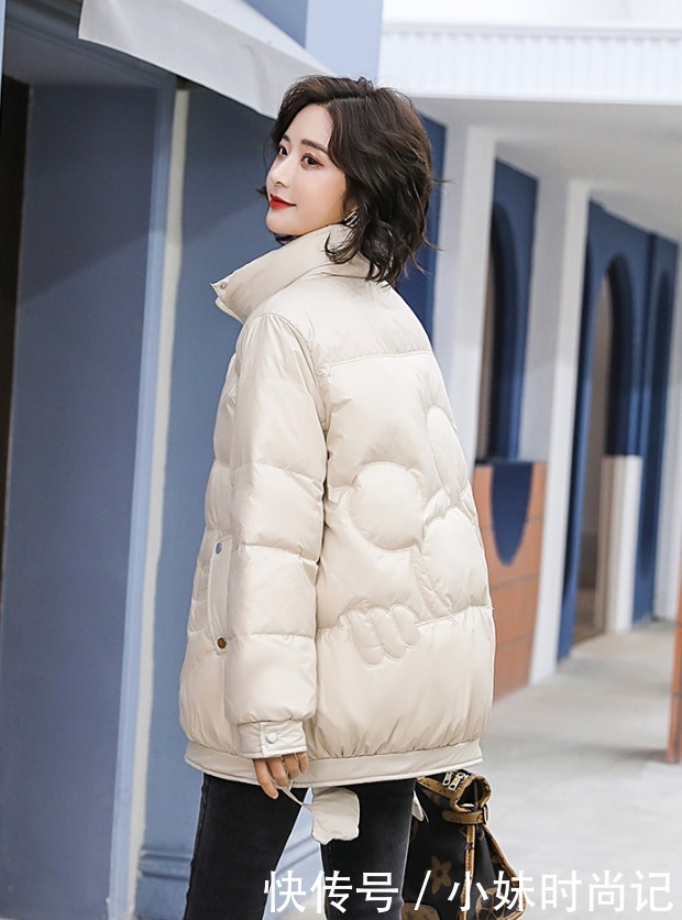 让自己看起|穿羽绒服就会很臃肿? 可能是你的羽绒服没选对哦